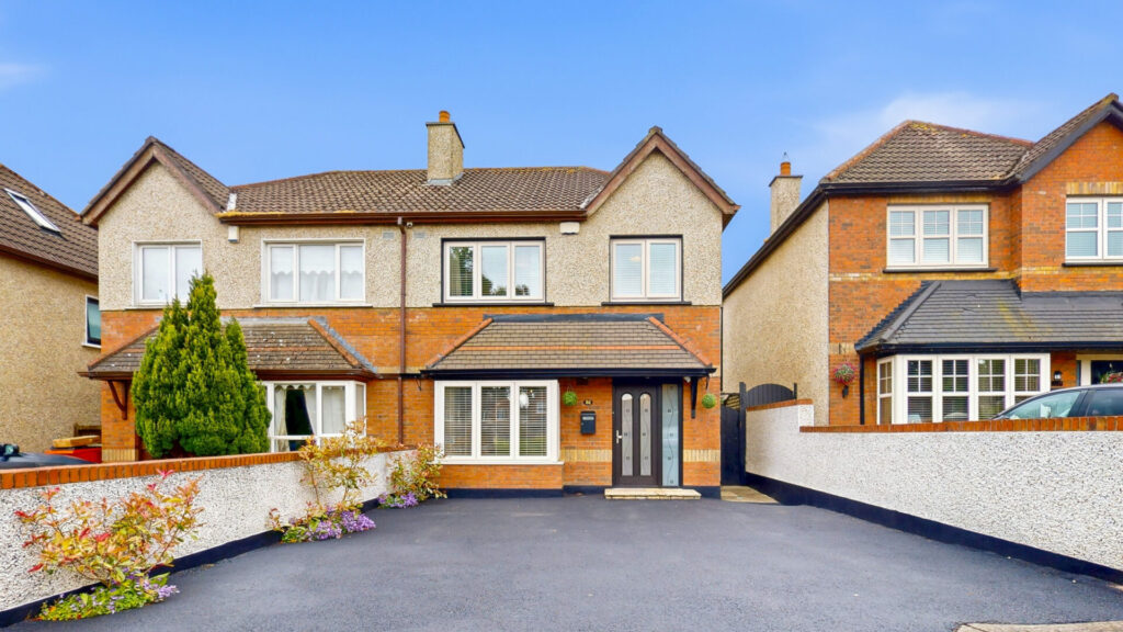 51 Ellensborough Park, Kiltipper, Dublin 24