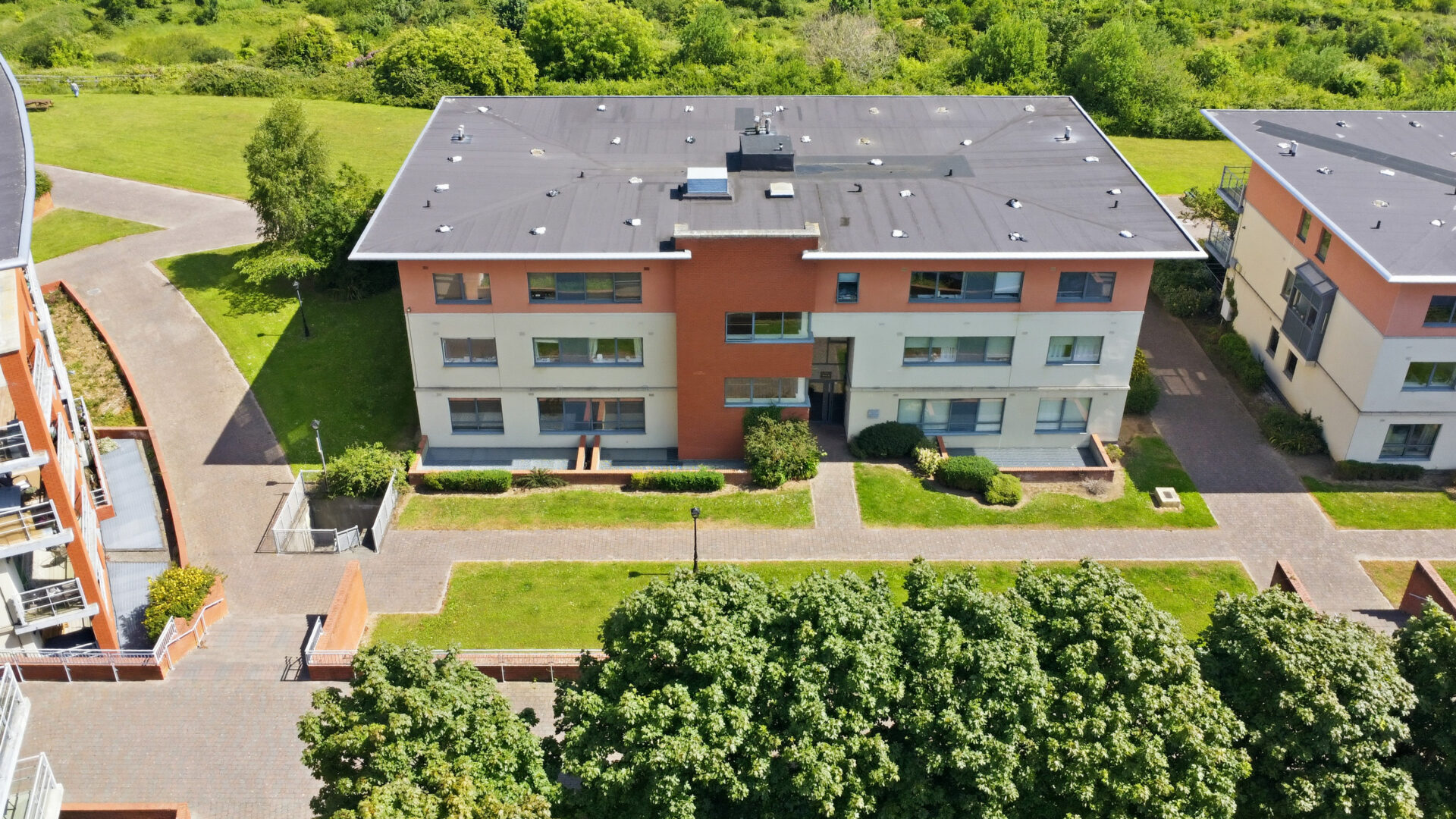 Apartment 121, East Courtyard, Tullyvale, Dublin 18 D18 V3V9